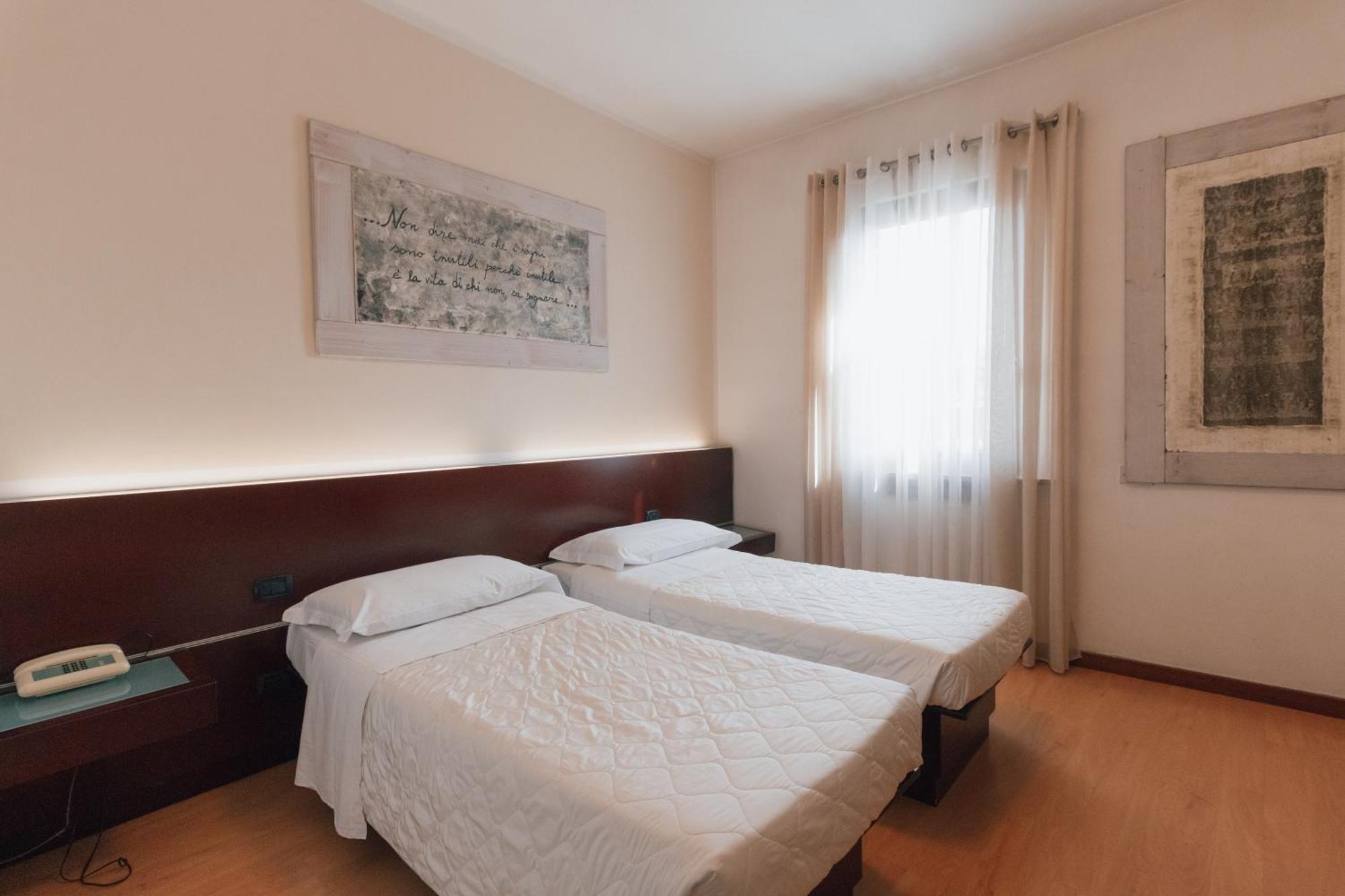 Hotel Gattopardo Dossobuono Esterno foto