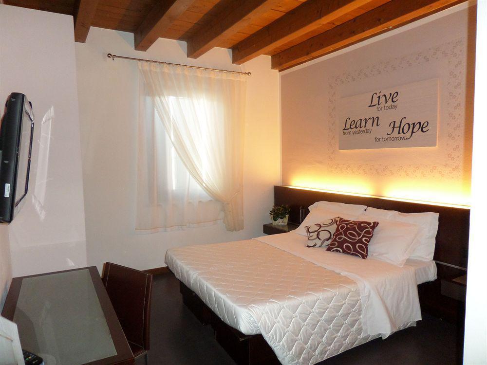 Hotel Gattopardo Dossobuono Esterno foto